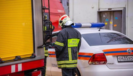 В Петербурге сожгли Mercedes муниципального депутата