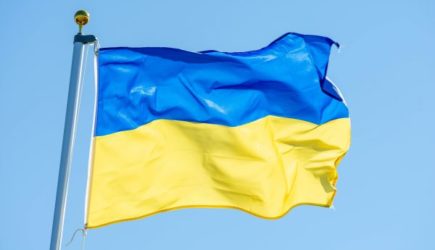 Тепло, вода и газ: на Украине затребовали немедленный переход к рыночным тарифам