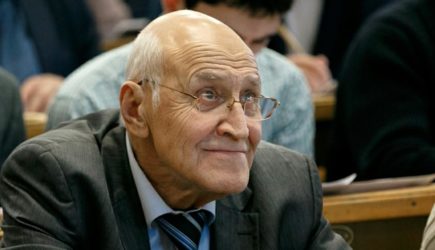 86-летний Дроздов пошел на поправку после лечения рака &#8212; СМИ