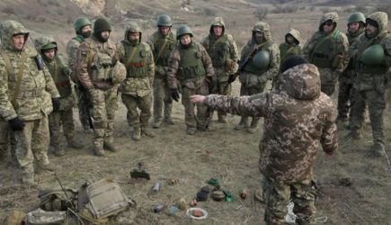 Отступают по одному: ВСУ задействовали «запасную артерию»! Авдеевка последние новости