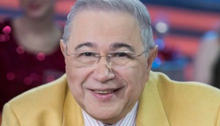 Пополнение в семье: счастливый Петросян с молодой женой предъявили младенца