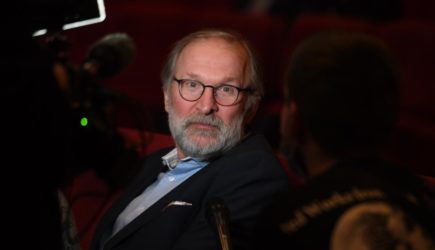 Добронравов отменил все спектакли на год из-за болезни