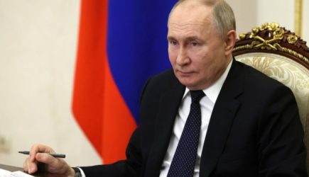 Стали известны планы Путина на предстоящую долгую рабочую неделю