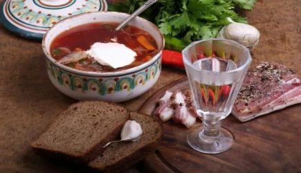 Получится вкуснее украинского: рецепт советского борща