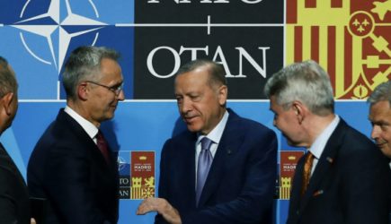 Эрдоган не подал руку возможному новому генсеку НАТО