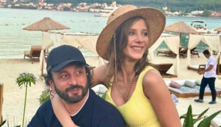 Арзамасова и Авербух уехали на отдых за границу