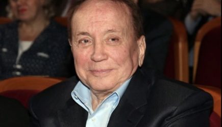 «Александр Масляков отходит от работы в КВН из-за тяжелой болезни»: что известно о состоянии здровья телеведущего