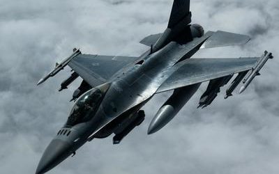 Это войдёт в историю: первый бой Су-27 и F-16