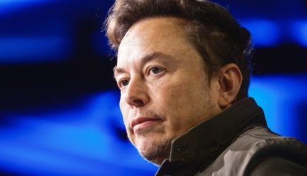 Маск впервые обеднел более чем на $&nbsp;400 млрд: от&nbsp;его Tesla отказываются Европа и&nbsp;Китай