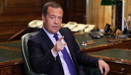 Дмитрий Медведев: Российские удары по Киеву — это часть концепции «мира через силу»
