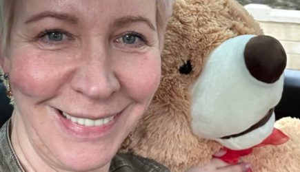 Отпустила ехидную шутку про решение России