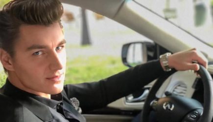 Алексей Воробьев сыграл тайную свадьбу с заслуженной артисткой России