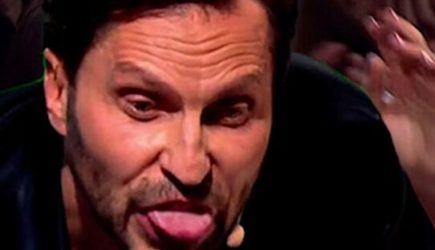 Проект &laquo;Пятая колонна&raquo;: кто выбил гражданство другу Зеленского Ревве?