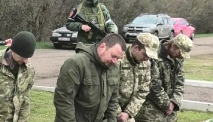 Пленные ВСУшники умоляют не возвращать их на Украину