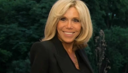 Стало известно, за что Макрон получил пощечину от жены