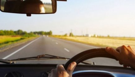 Эксперты объяснили, что угрожает автомобилям в жару