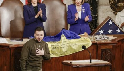 В Конгрессе США обозвали Зеленского двумя словами