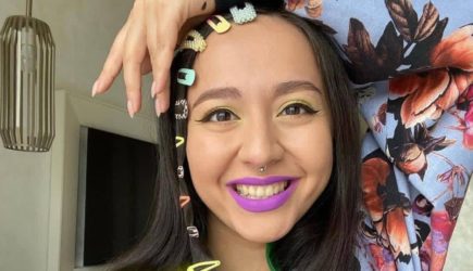 Разъяренные россияне погнали певицу Манижу вон из Москвы