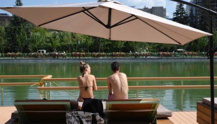 В девять регионов России придет экстремально жаркая погода