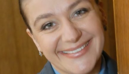 Болезнь изменила до неузнаваемости: Мельникова вышла в свет и поразила народ