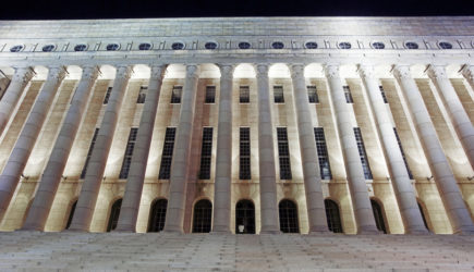 Iltalehti: депутат погиб в здании парламента в Хельсинки