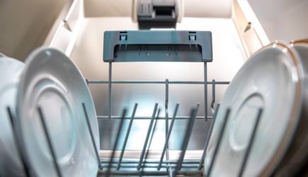 Посудомоечные машины с сюрпризом пытались ввезти в Россию