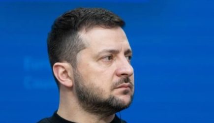 Зеленский не смог смириться со встречей Путина и Трампа и пытается на неё прорваться