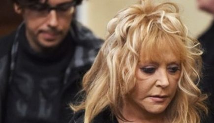 Он проводит последние дни с Пугачевой, диагноз подтвердился