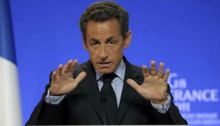 «Не сможет победить»: экс-президент Франции сделал резонансное заявление о России