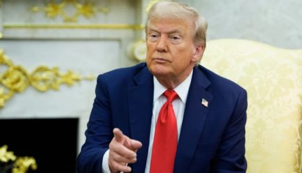 «Он не пришёл спасать мир»: Захарова определила истинную миссию Трампа