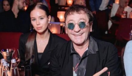 Юная невеста Лепса разделась на публике — откровенное фото топлес