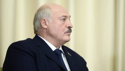 Лукашенко заявил, что хочет поговорить с Зеленским