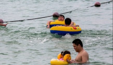 Почему большинство китайцев не заплывают за буйки