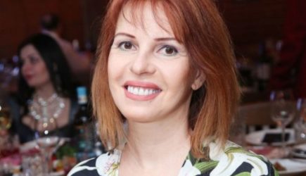 Коллеги в шоке! 59-летняя Наталья Штурм вышла замуж за 34-летнего альфонса