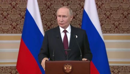 Путин поставил на место пригрозившего ударить по Кремлю Зеленского