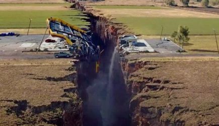 Уже не&nbsp;кино: Обнаружен разлом плиты в&nbsp;Тихом океане, реально угрожающий США