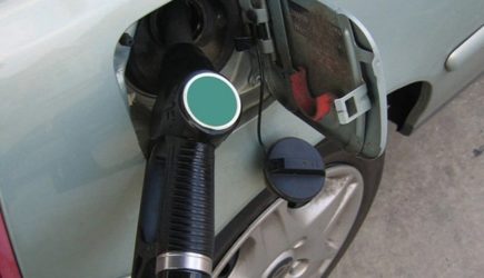 В России автозаправки массово разбавляют бензин из-за его дефицита – Союз автосервисов