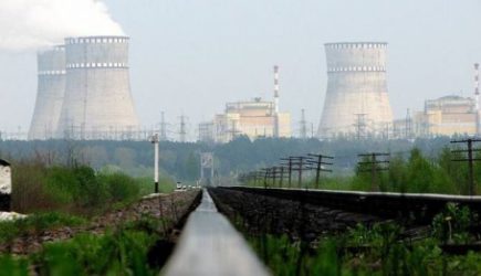 Украинские АЭС сбрасывают мощность после ответных ударов