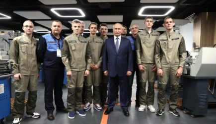 Из&nbsp;вузов России отчислили полмиллиона студентов