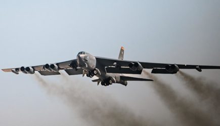 «ВО»: НАТО отработало авиаудары в 50 км от границы с Россией