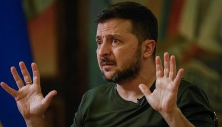 Министр обороны Франции случайно «убила» Зеленского