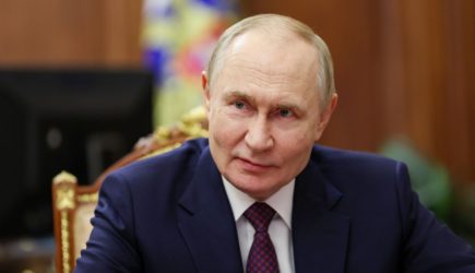 Песков допустил, что до конца года Путин может посетить новые регионы России