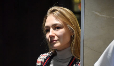 Лепила пощёчины Зеленскому и скрывала личную жизнь. Как сейчас живёт Оксана Акиньшина?