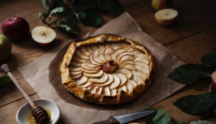 Стол, который принесет удачу: чем угостить Огненную Лошадь в 2026 году