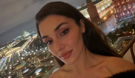 Звезда турецкого кино Ханде Эрчел заговорила с публикой на русском