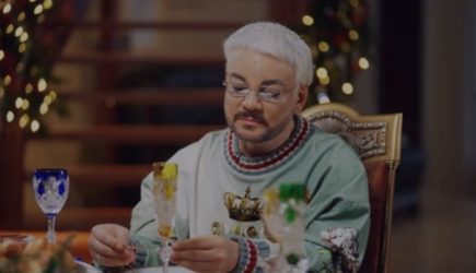 Киркоров получил за защиту «беглой хриплой певички» по имени Пугачева