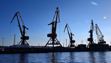 Возвращение морского порта в собственность России объяснили незаконными действиями в 90-х