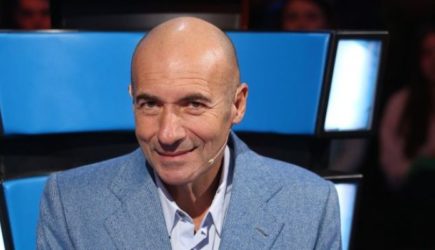 &laquo;Не&nbsp;легенда&raquo;: мэтр российской эстрады отставил от&nbsp;&laquo;Песни года&raquo; известную певицу