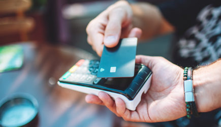 Экономист Лобода: мировым платёжным системам будет сложно вернуться в Россию