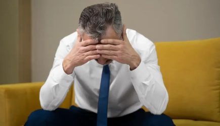 Что происходит с сосудами за год до инфаркта — первые опасные сигналы: Срочно уберите три продукта — врач